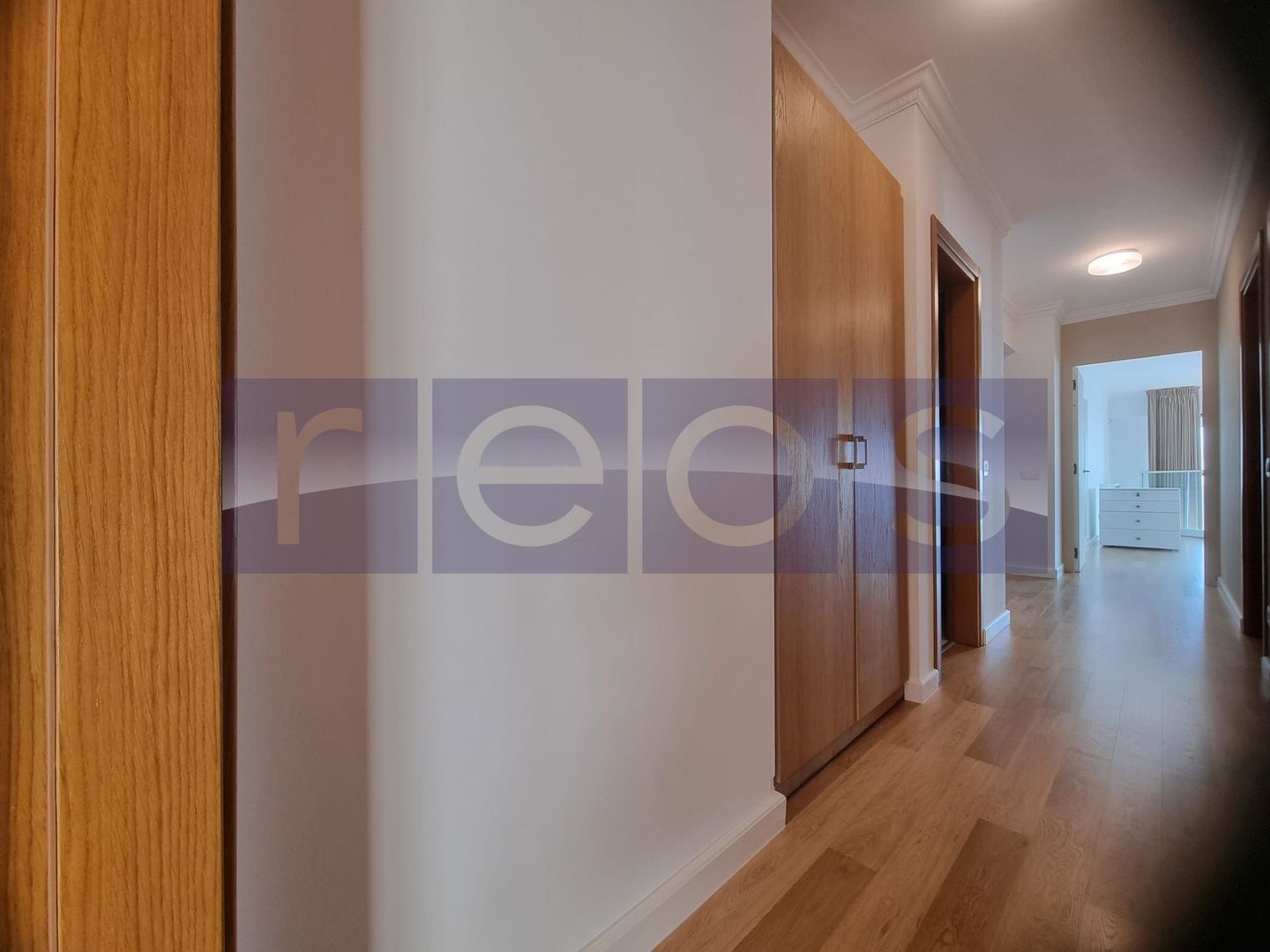 Vanzare penthouse cu view spectaculos in Complex Upground - Poză 26