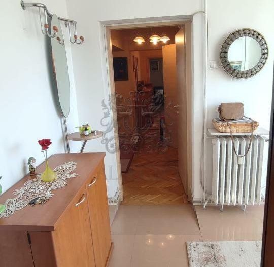 4 Camere | McDonalds Romana | Fara risc seismic | Metrou | Raritate - Poză 9