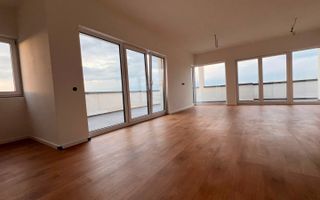 Penthouse superb finisat la CHEIE- Terasa 60mp- vedere panoramica - Poză 3