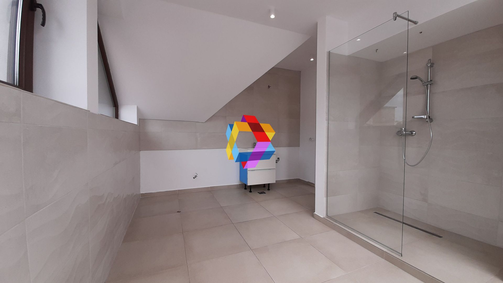 Spatiu de birouri deosebit - 160 mp - Poză 12