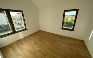 Casa cu 5 camere - Dumbravita - Poză 23