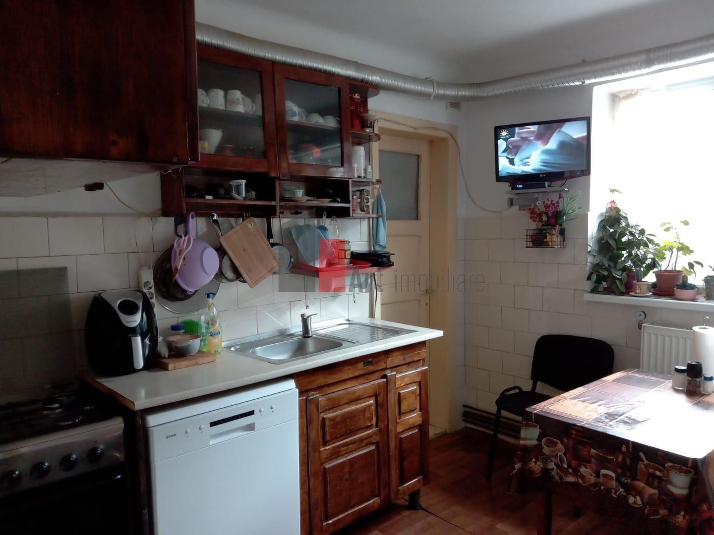 Apartament de vanzare in Vila Ploiesti zona Eroilor - Poză 10
