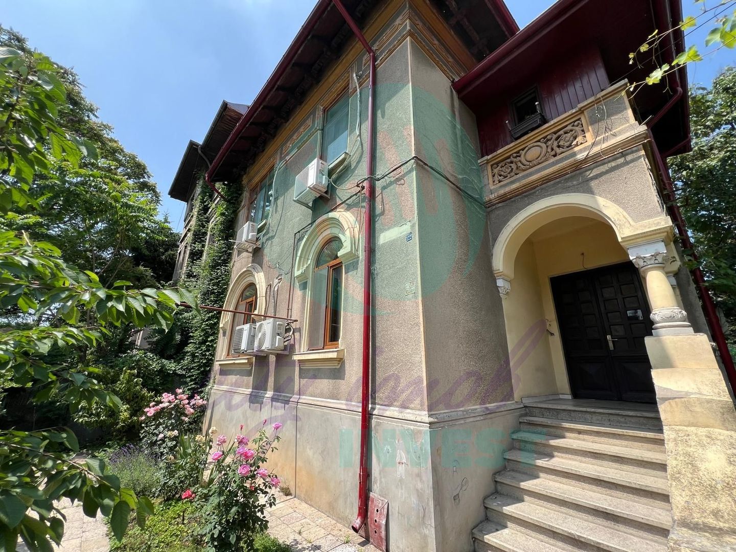 Oportunitate achizitie vila boiereasca 12 camere-Cotroceni- Singura in curte - Poză 1