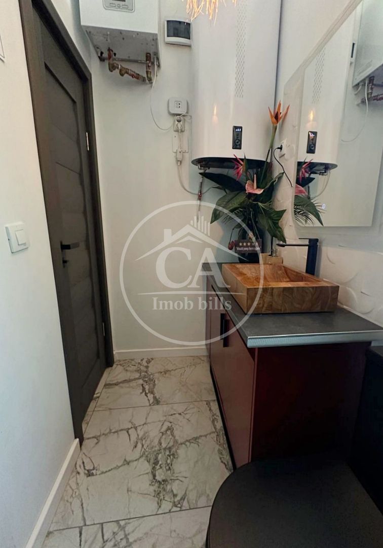 Casa de vanzare cu 3 camere zona Centrala, Oradea - Poză 12