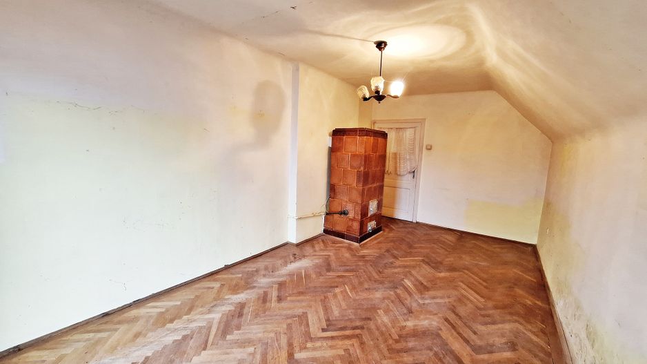 Apartament 2 camere in vila la poalele Tampei, 99000 euro - Poză 7