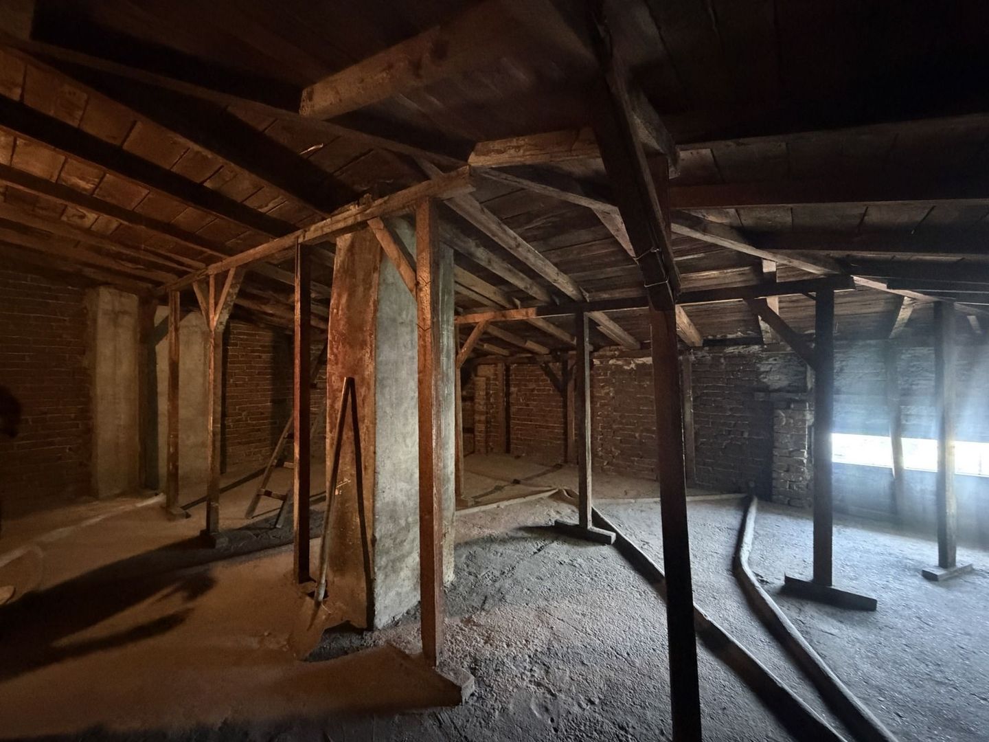 Apartament rar in vilă interbelică | pivniță și mansardă | acces separat - Poză 14