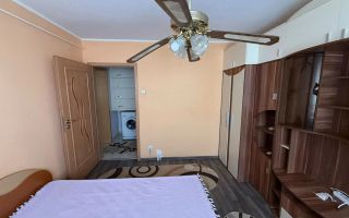 Apartament 3 camere semidecomandat cu balcon, Tătărași, Str. Vasile Lupu 134 - Poză 4