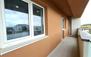 Apartament 3 camere, 2 bai, balcon mare - Sibiu - Poză 6