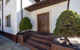 Casa 6 dormitoare+4 bai -1500 mp teren-Sacele - Poză 57