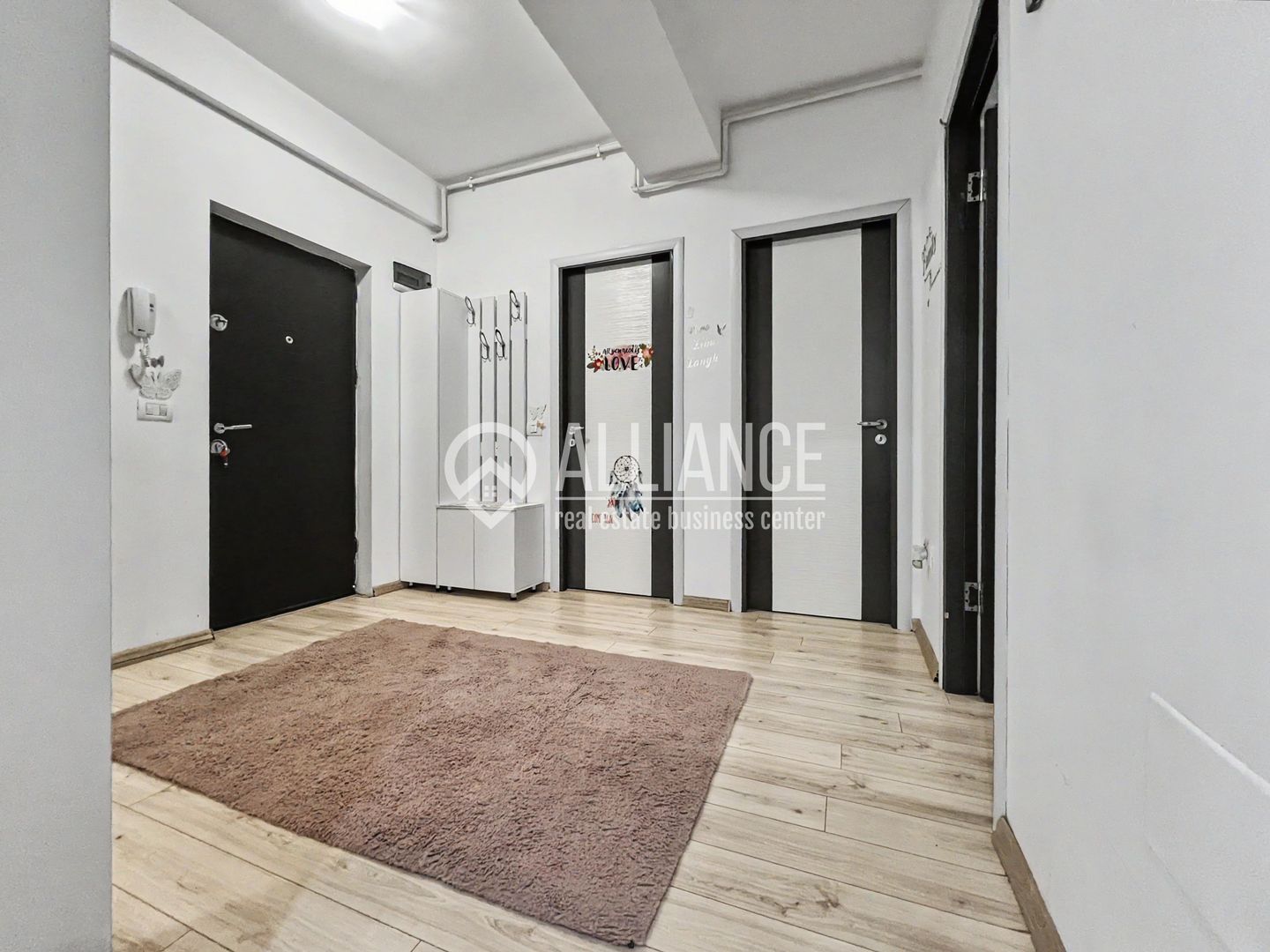 ENERGIA (COD 05) - Un apartament luminos, exact unde orașul se mișcă - Poză 15