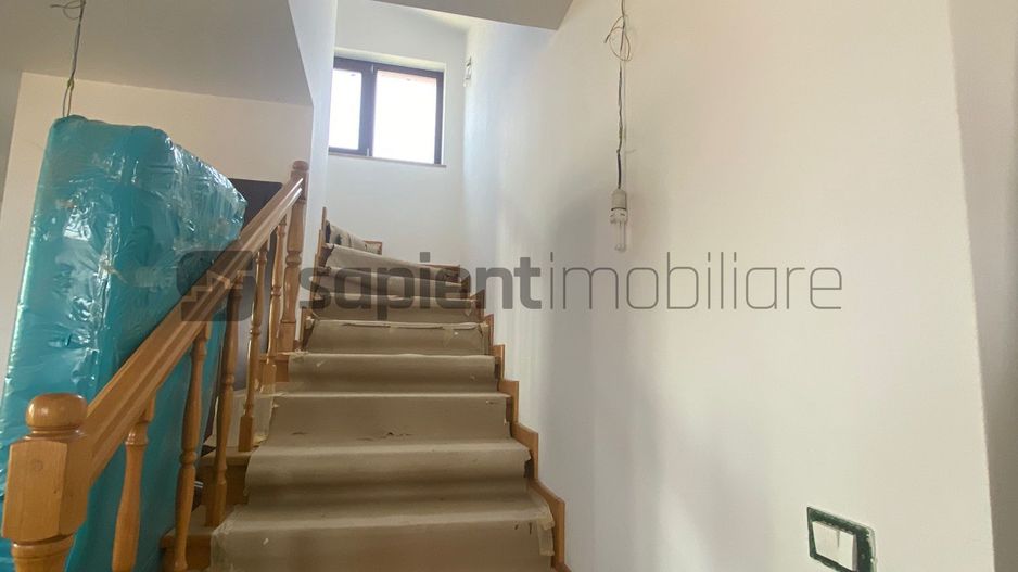 Sapient | Casa cu panorama ,zona dealurile oradiei - Poză 9