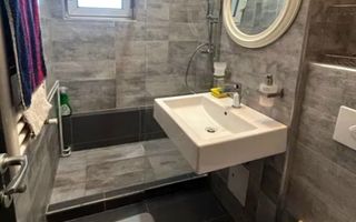 Apartament cu patru camere, zona Florilor/Craiter , 80 mp - Poză 6