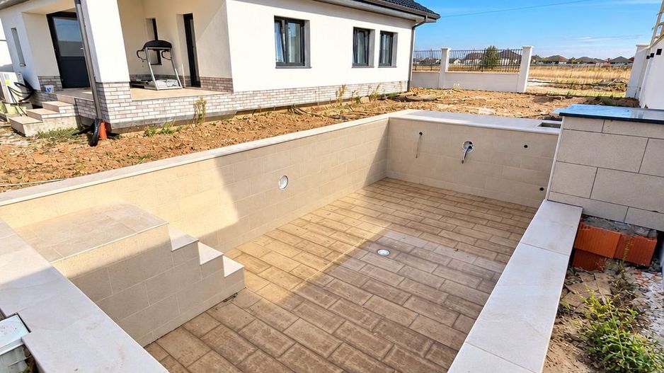 CASĂ MODERNĂ DE ÎNCHIRIAT ÎN SÂNTANDREI - Poză 1
