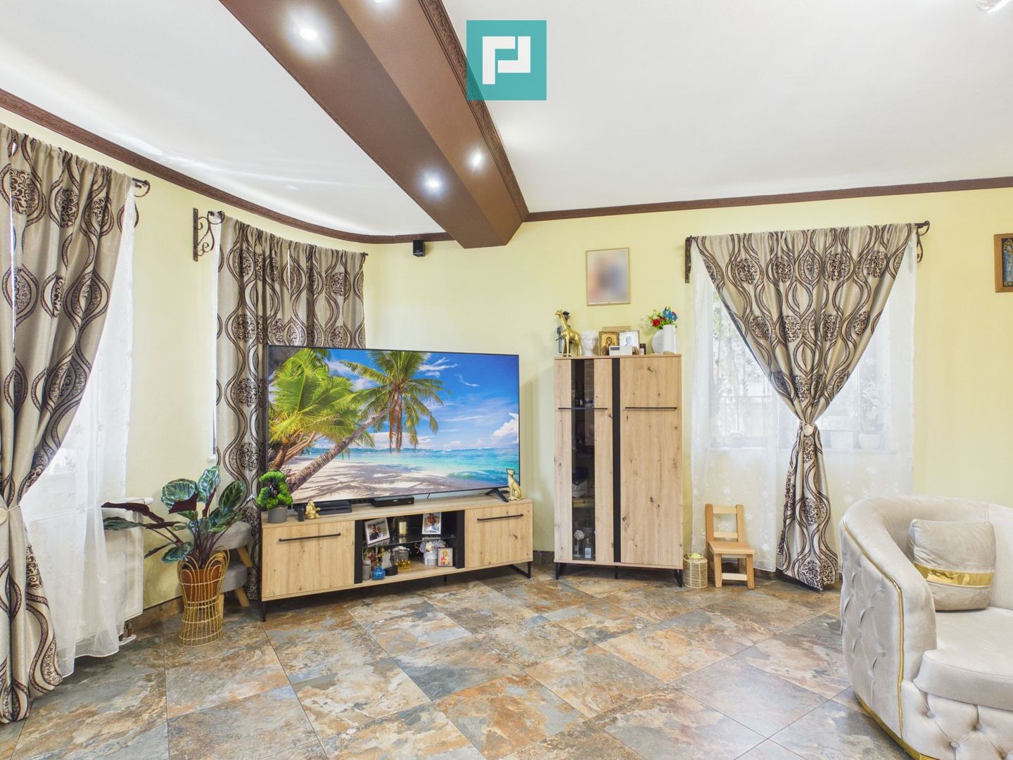 Vilă unică în Șiria | 160 mp utili | Teren 945 mp - Poză 7