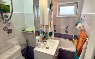 3 camere - etaj 3 - 52mp - renovat - centrala - apa - Craiovita Noua - Poză 6