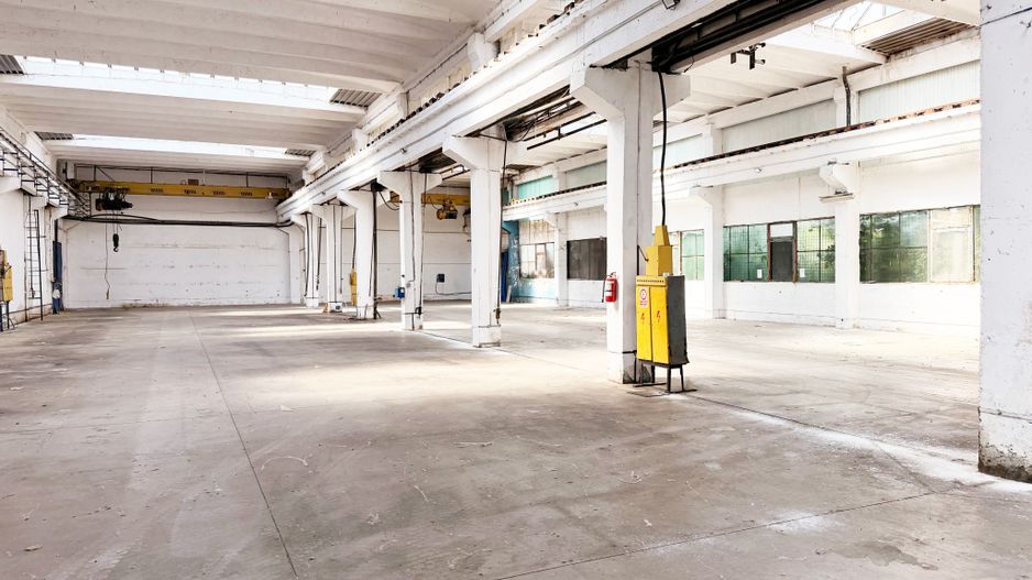 Hală industrială de închiriat în Arad – 1.200 mp, acces TIR - Poză 2
