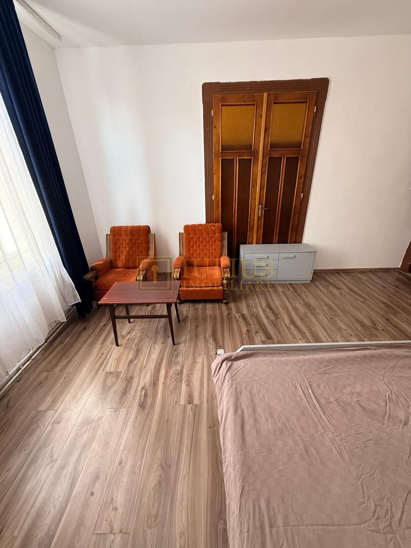 cladire istorica| Iosefin| 2 dormitoare| centrala proprie| camere inalte| - Poză 2