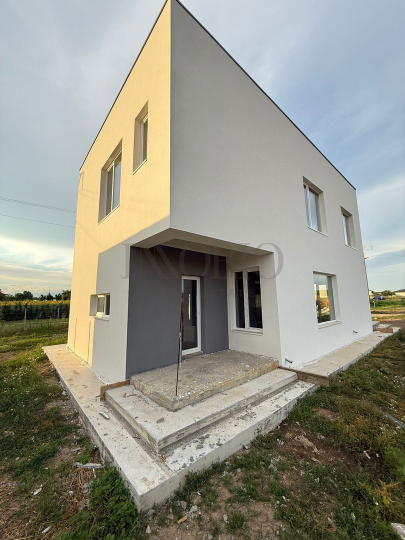 Case Noi în Ansamblu Privat | Strada Plevnei | 5 Locuințe | - Poză 3