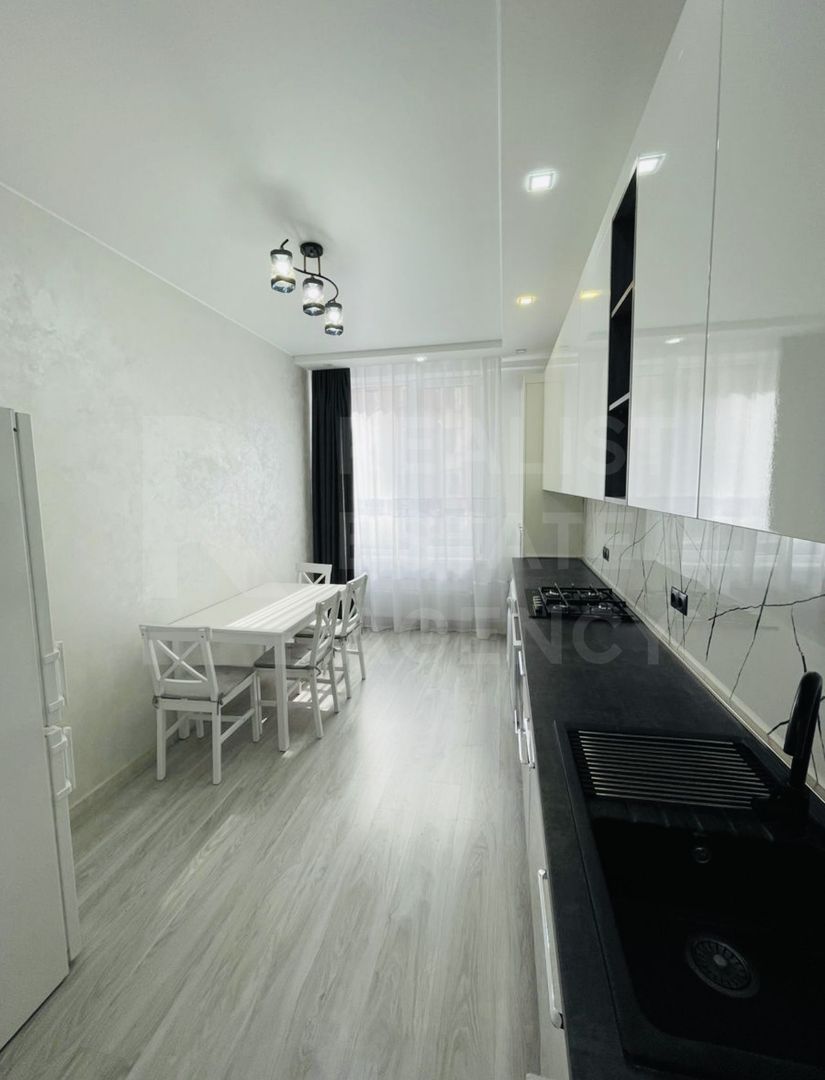 Chirie, apartament, 1 cameră, strada Avram Iancu,  Centru - Poză 3