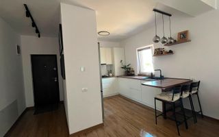 Apartament nou la asfalt.Mobilat si utilat complet. 2 locuri de parcare. - Poză 3