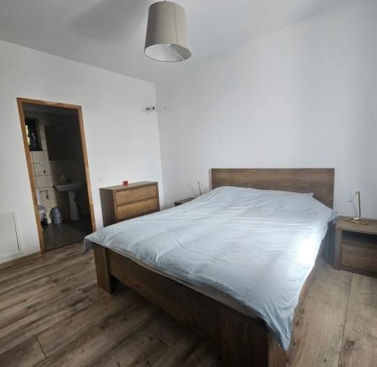 Casă cu 5 camere de închiriat Corbeanca - Poză 10