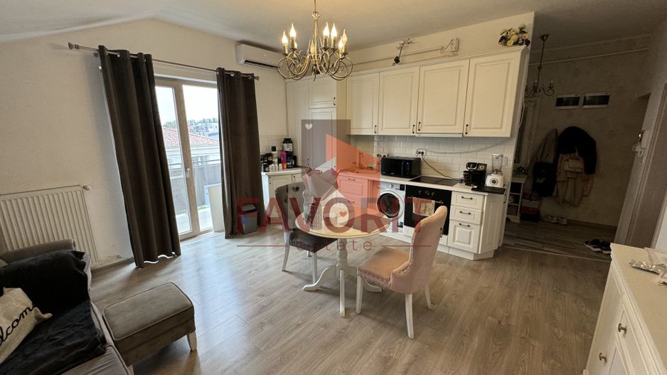 Mobilat si utilat. Pozitie excelenta. Villa construita in 2017 - Poză 3