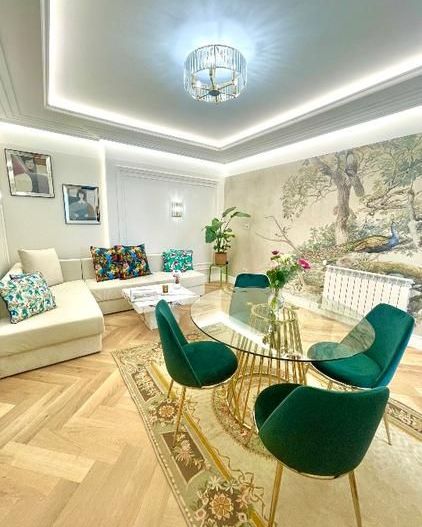 Apartament deosebit 4 camere – Piața Romană, renovat mobilat nou, design premium - Poză 3