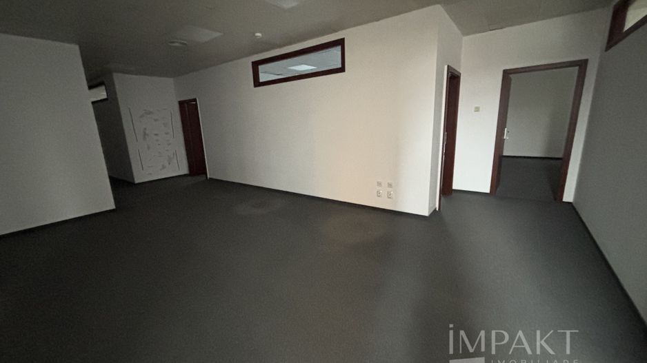 De închiriat spații moderne de birouri -Clădire centrala - Poză 21