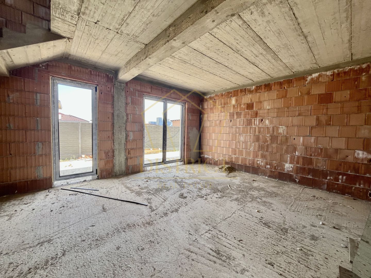 COM 0 | Casa insiruita cu 3 camere | Calea Urseni | ZONE 2 - Poză 1