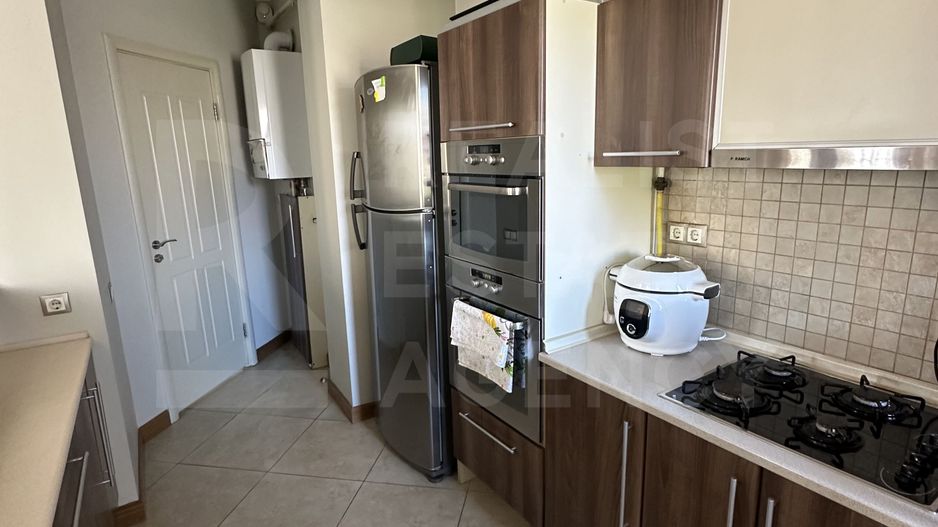 Chirie, apartament, 2 camere, strada București, Centru - Poză 4