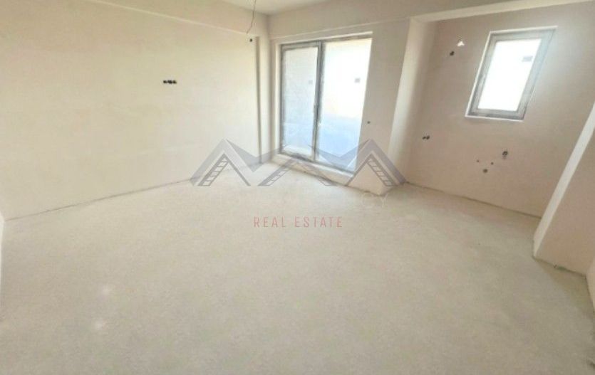 Apartament 2 camere Otopeni central | bloc cu lift | include parcare - Poză 2