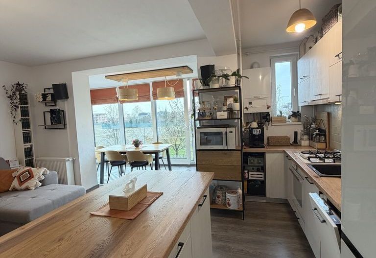 BRASADAS vinde ap 3 Cam + Loc Parcare in Micro 16. - Poză 2