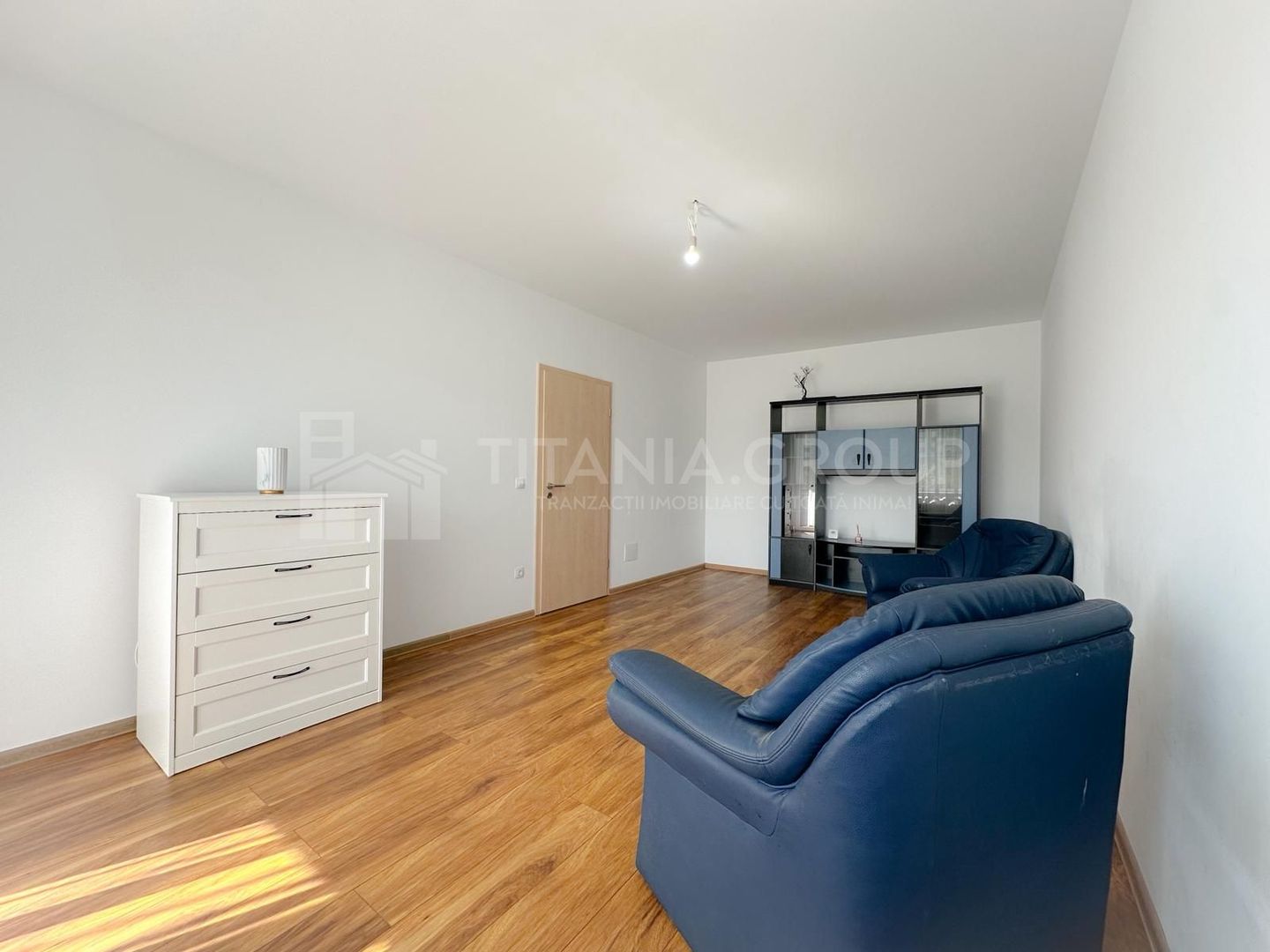 Apartament 2 camere,  decomandat, 2 locuri parcare, Tractorul - Poză 8