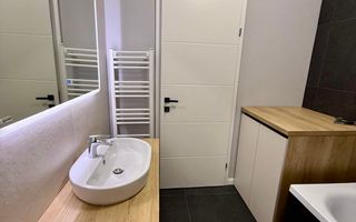 Apartament cu 2 camere, etajul 1, ultrafinisat, zona Terra - Poză 9