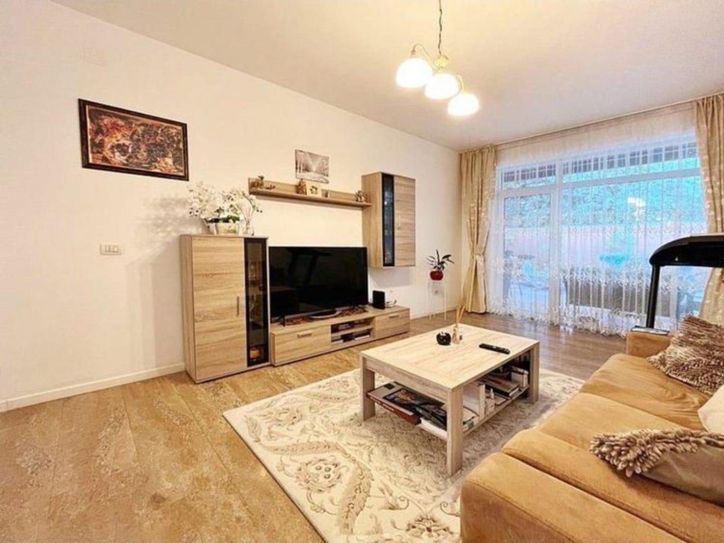 Un refugiu contemporan I Casă P+1 din complex intim I Dumbravița - Poză 1