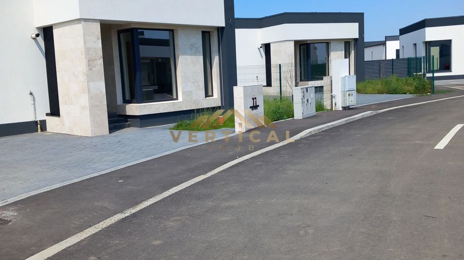 Vânzare Casa-3 camere- super moderna* dezvoltator Berceni/Vidra-Ilfov - Poză 1