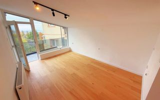 Casa renovata complet in Schei - Brasov cu Terasa Panoramica - Poză 2