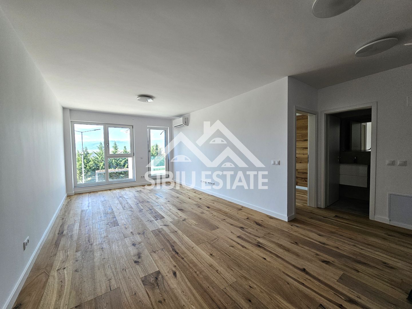 Apartament cu terasa 3 camere 2 bai Clasa A - Poză 5