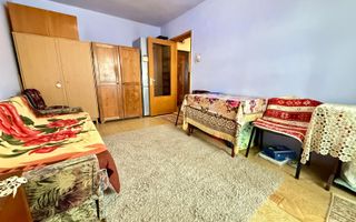 2 camere, decomandat, Baza Sportivă "La Terenuri"! - Poză 3