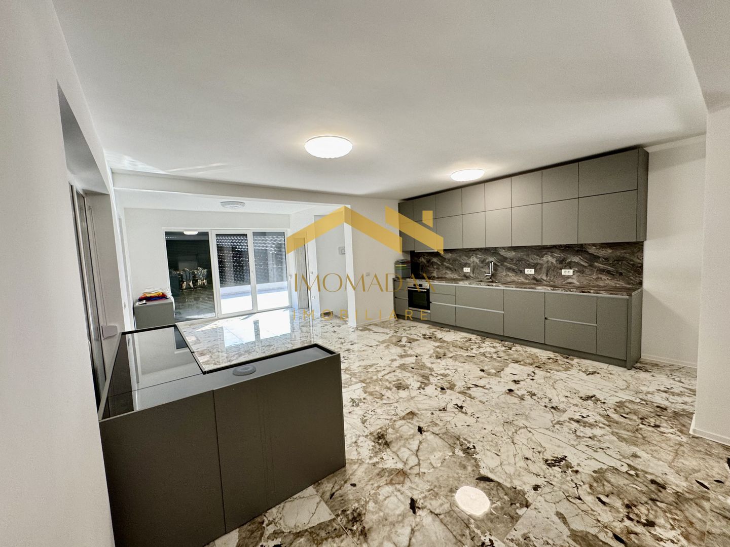 Ghiroda-Penthouse-Mobilat Complet - Poză 10