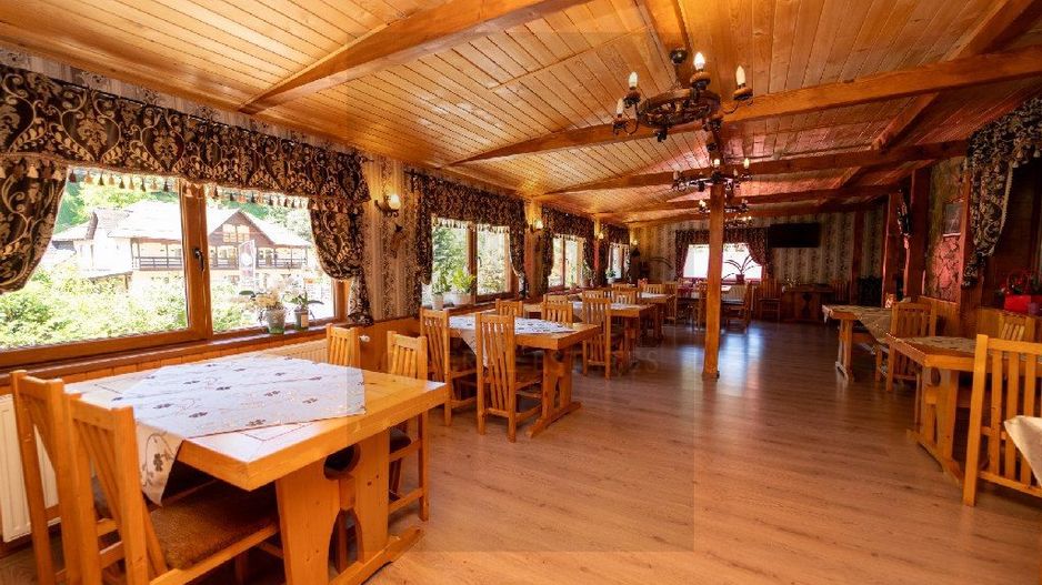 Pensiune de excepție de vânzare – Moeciu de Sus, Brașov - Poză 26