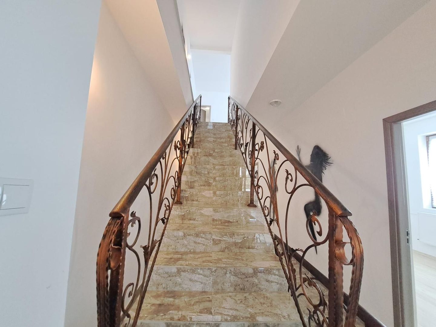 Casa P+3 Timpuri Noi - Poză 15