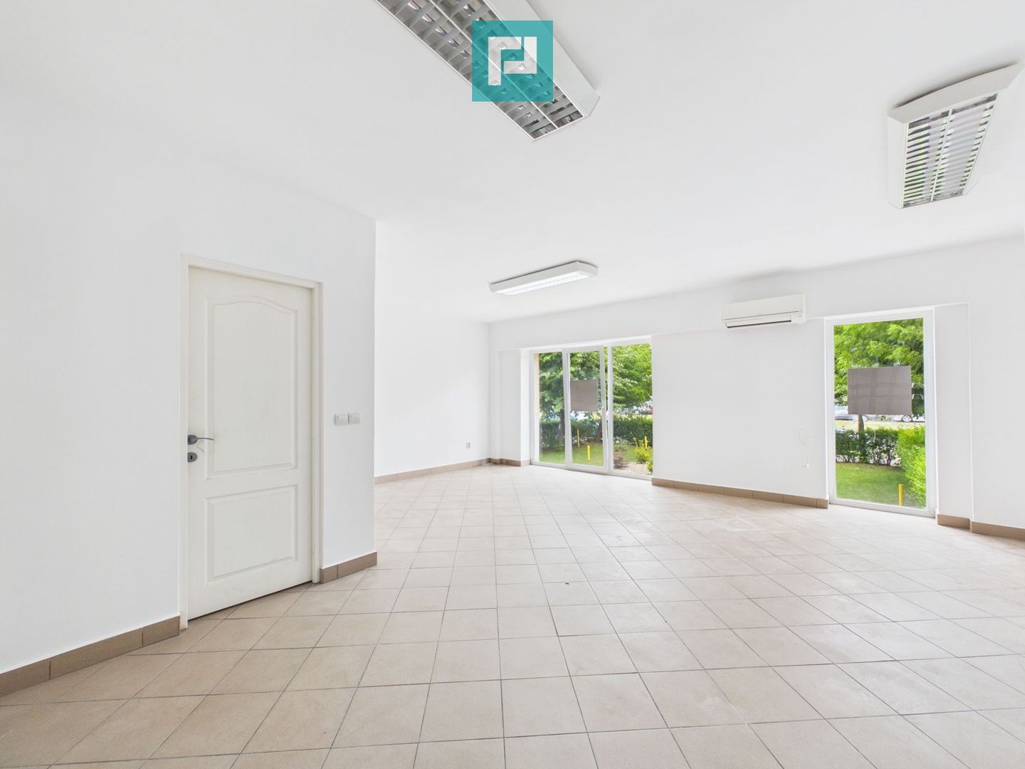 Spatiu comercial cu vitrină -Calea Aurel Vlaicu - Poză 1