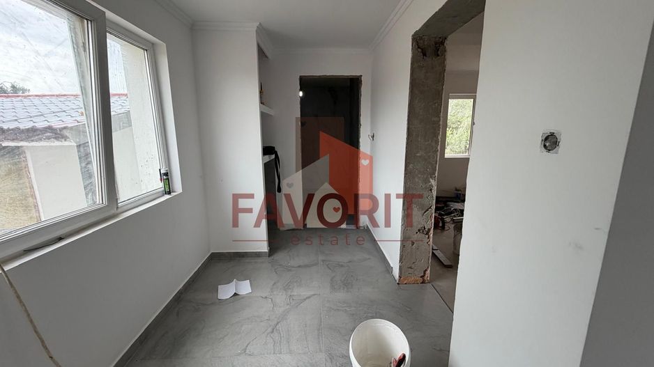 Individuala | Parter + Etaj + Pod | Asfalt | Toate utilitatile | Garaj - Poză 8