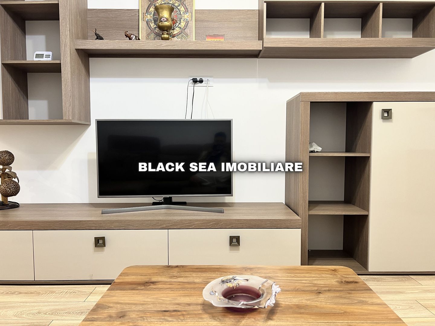 Apartament 2 camere cu vedere la lac | Solid Residence Butoaie - Poză 4