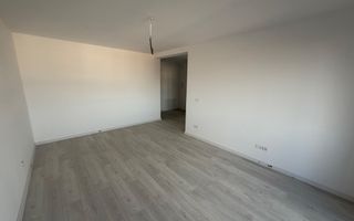 Decomandat. Disponibil imediat. Strada asfaltata - Poză 3