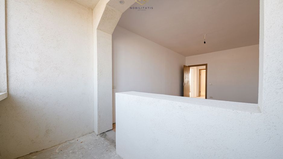 Vandut - Olimpia - Complex | 3 camere, modificat, 67 mp | Partial renovat - Poză 25