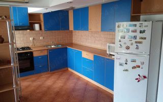 Open Space Camera de Comert - Poză 1