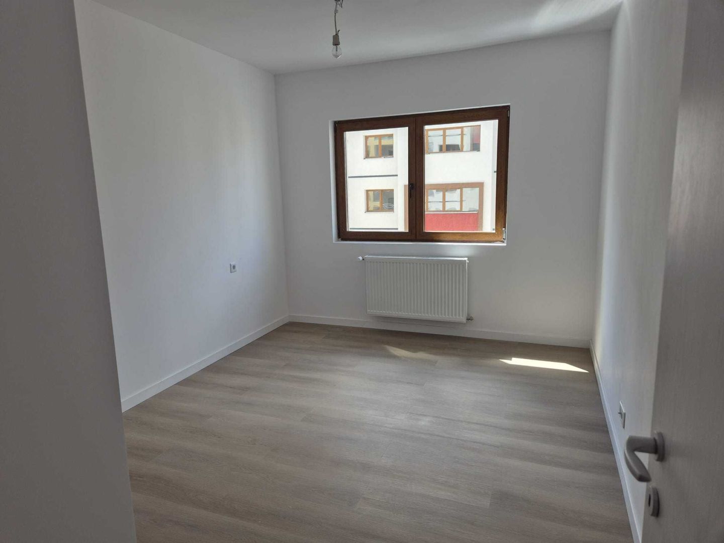 De vanzare Apartament 2 camere Cartier Solar Berceni sector 4 - Poză 3