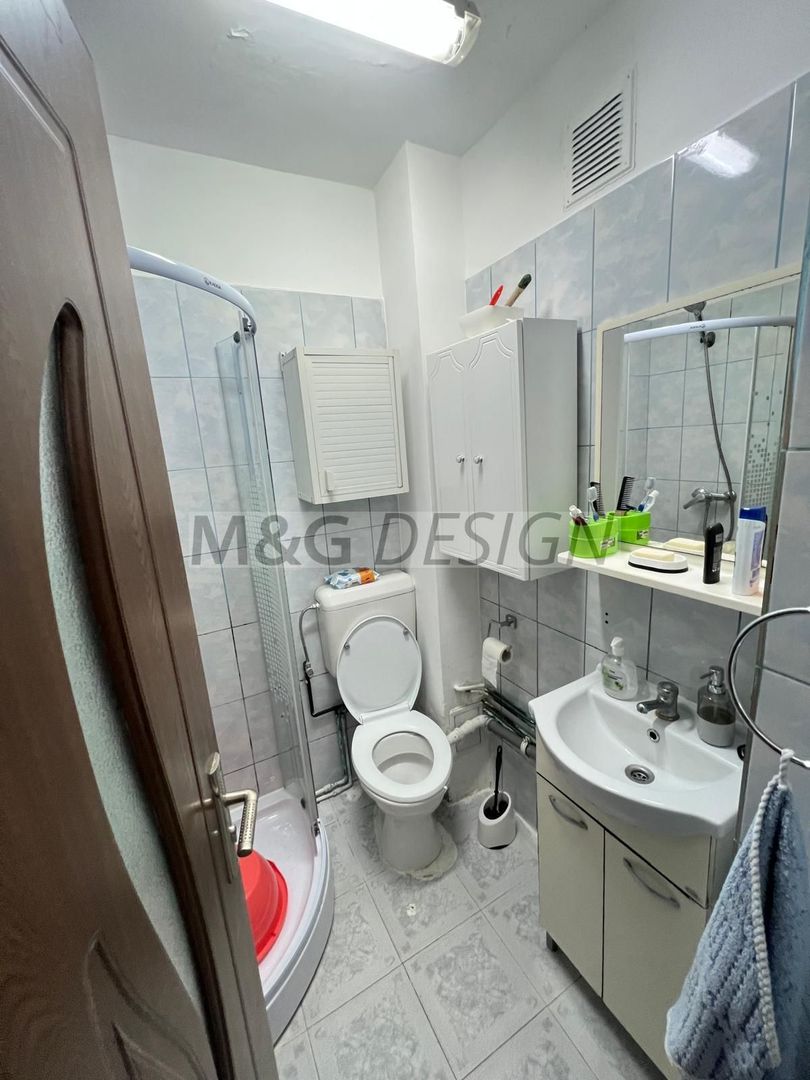 Inchiriez apartament o camera in Buziasului - Poză 4